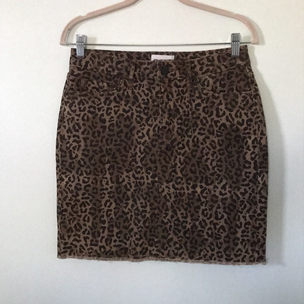 William Rast Leopard Print Mini Skirt - Picture 2 of 12